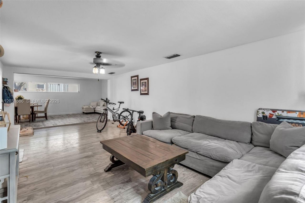 3510 SW 87th Ave, Miami, FL 33165 Photo