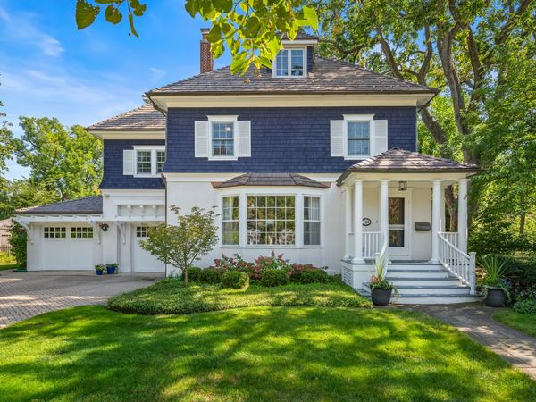 757 Locust Street , Winnetka, IL 60093