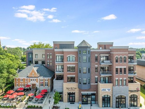 110 S Washington Street , Unit 400, Naperville, IL 60540