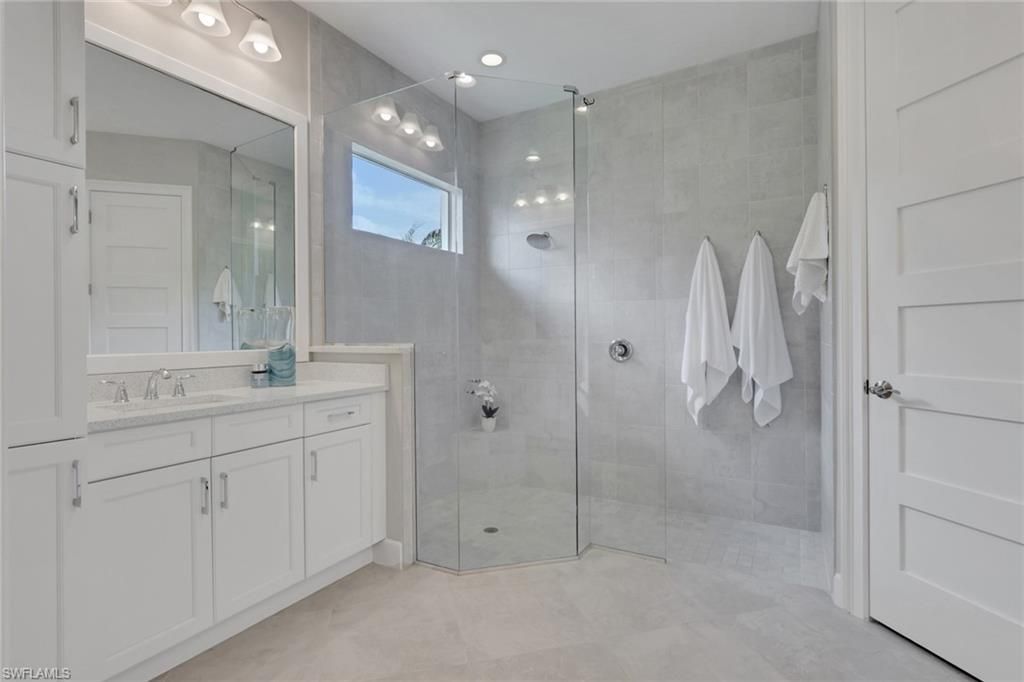 5955 Barthelemy Ave, Naples, FL 34113 Photo