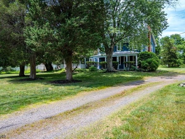 78 Falcon Rd, Hillsborough, NJ 08844