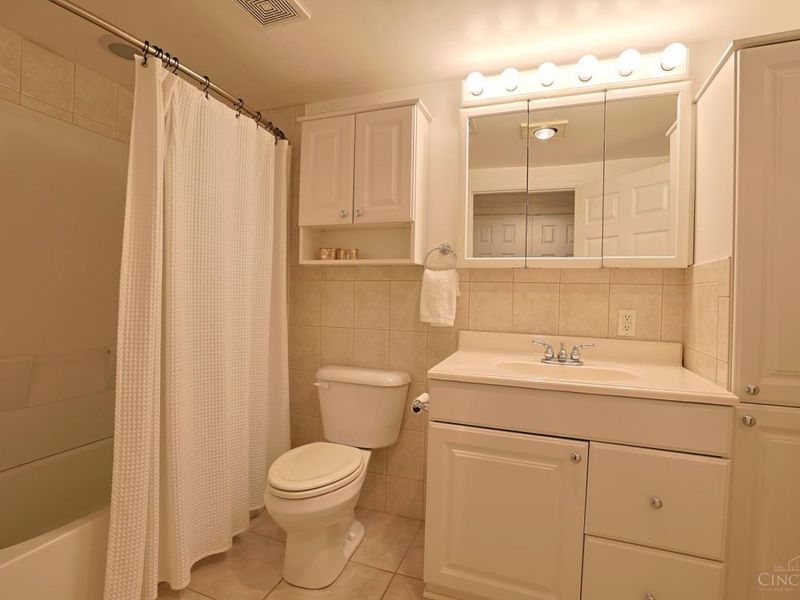 Blue Ash, OH 45242 Photo 30