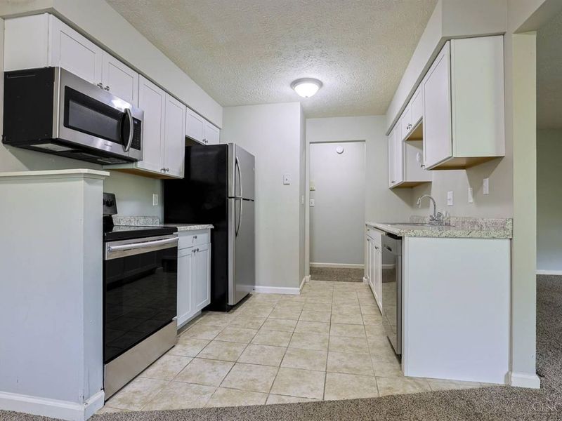1594 Gelhot Drive, Unit 70, Fairfield, OH 45014 Photo 12