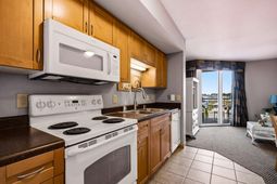 2100 Sea Mountain Hwy.  photo 4
