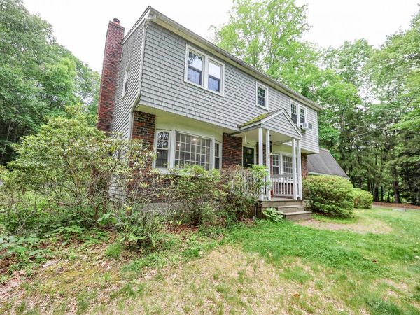 1 Woodridge Road, Durham, NH 03824