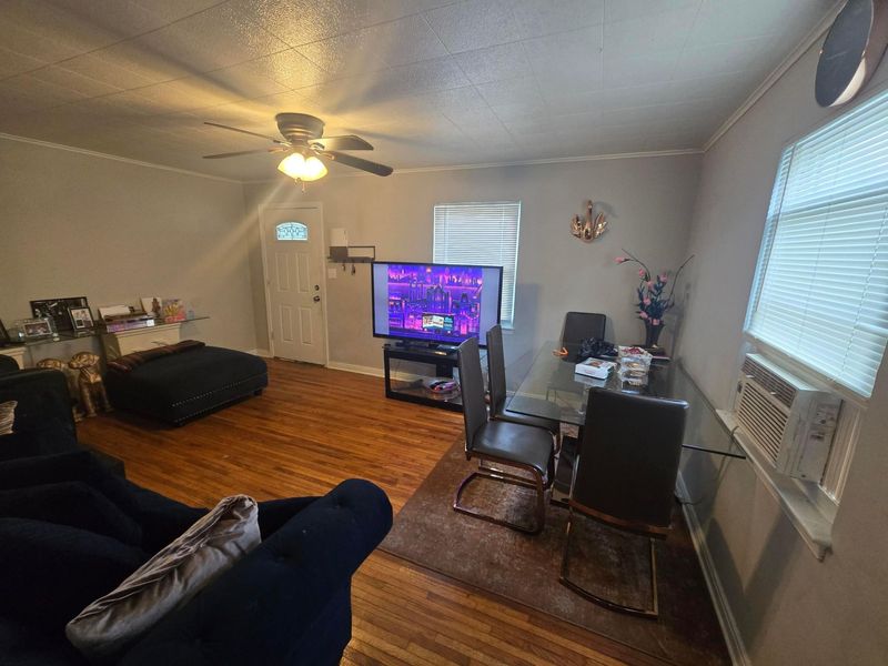 3052 Medina Avenue, Columbus, OH 43224 Photo 5