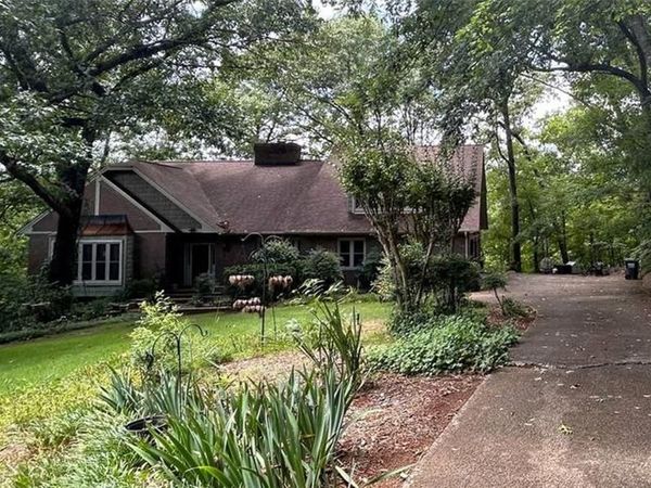 3177 Aycliff Court , Snellville, GA 30039