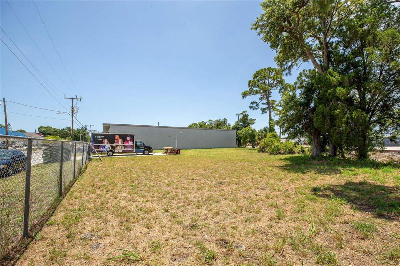 2169 10th Street , Sarasota, FL 34237 Photo
