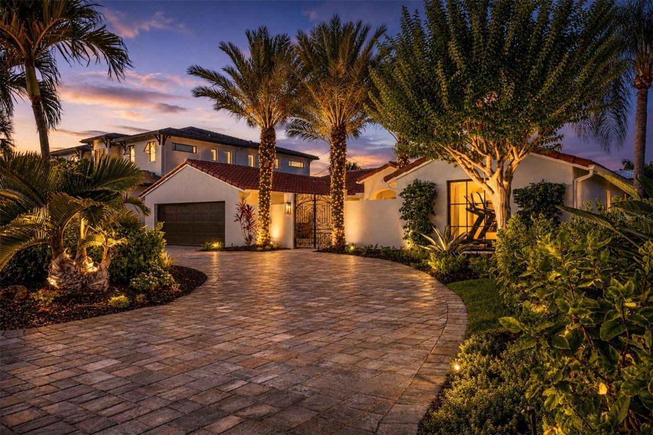 465 E Royal Flamingo Drive, Sarasota, FL 34236 Photo