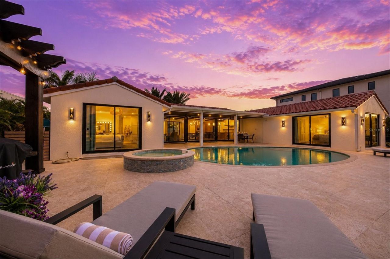 465 E Royal Flamingo Drive, Sarasota, FL 34236 Photo