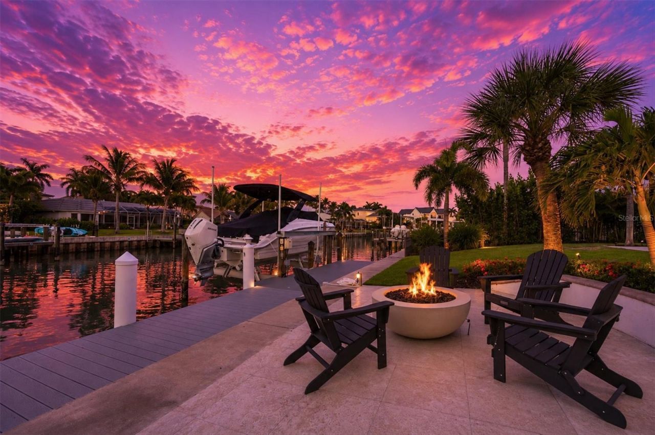 465 E Royal Flamingo Drive, Sarasota, FL 34236 Photo