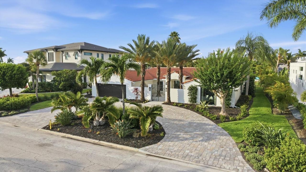 465 E Royal Flamingo Drive, Sarasota, FL 34236 Photo
