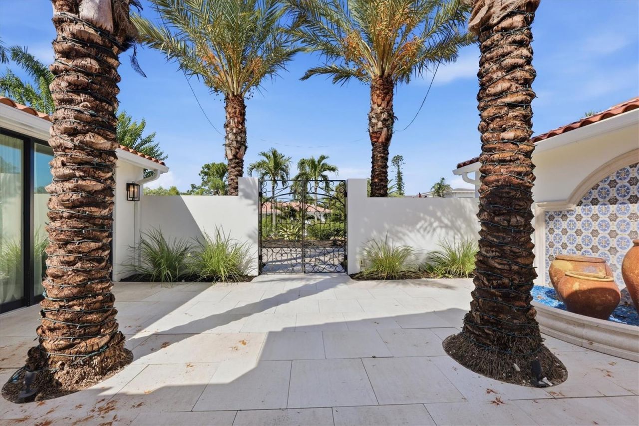 465 E Royal Flamingo Drive, Sarasota, FL 34236 Photo