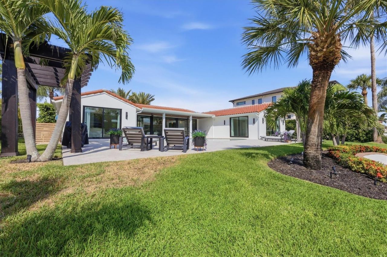 465 E Royal Flamingo Drive, Sarasota, FL 34236 Photo