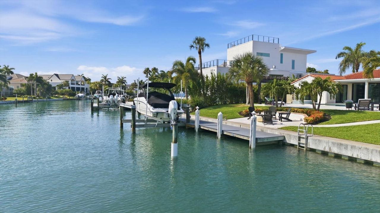 465 E Royal Flamingo Drive, Sarasota, FL 34236 Photo