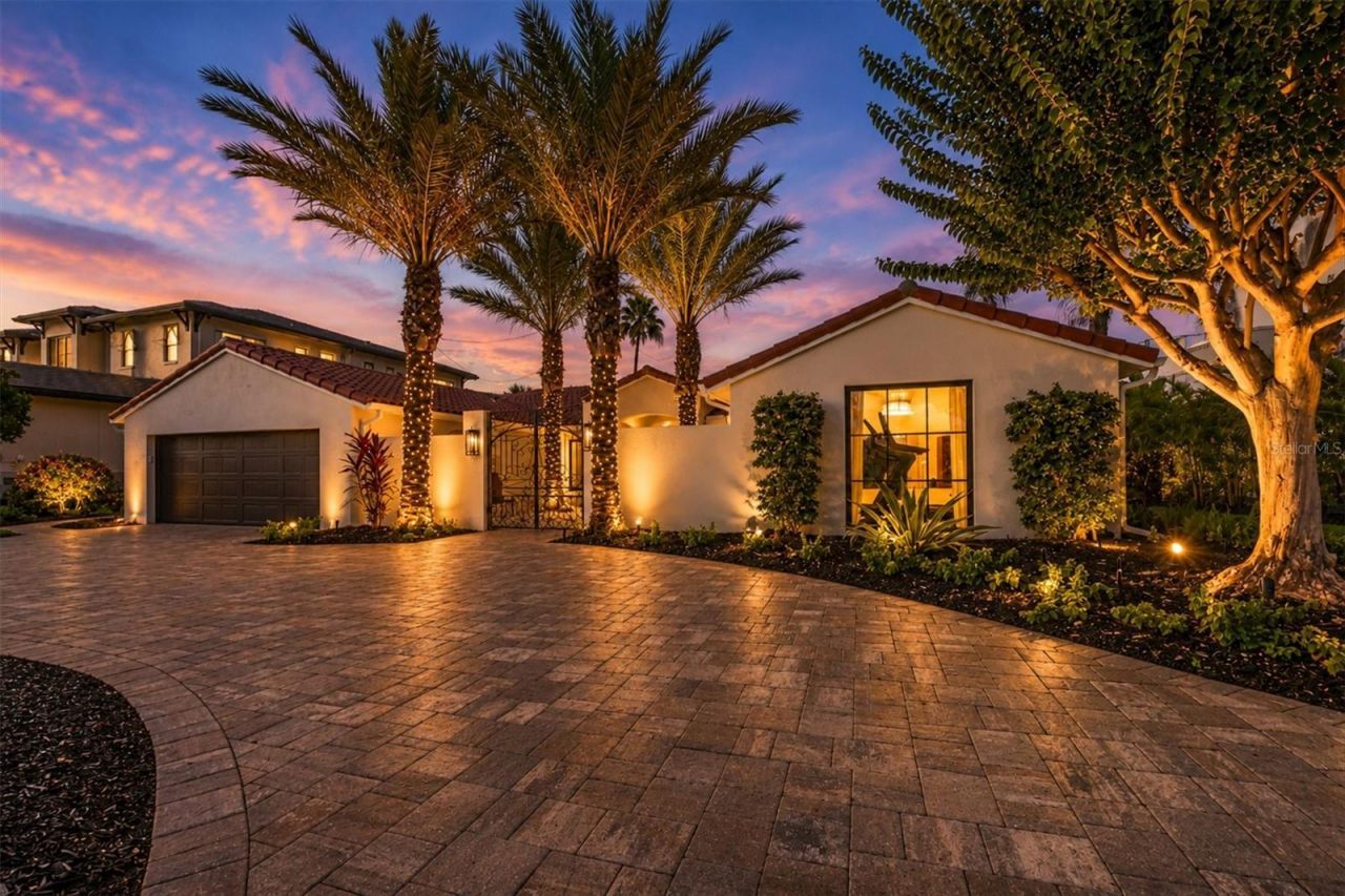 465 E Royal Flamingo Drive, Sarasota, FL 34236 Photo