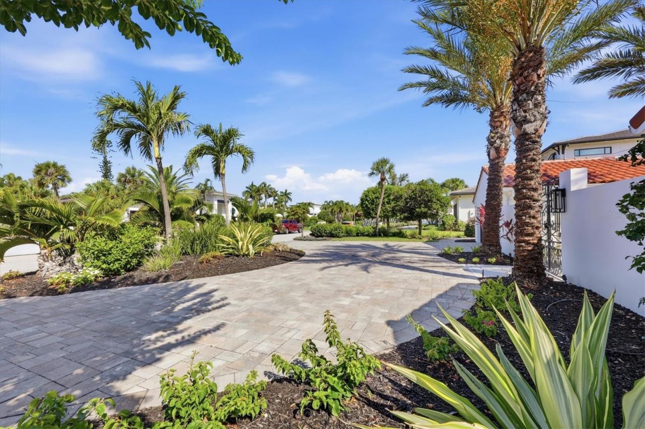 465 E Royal Flamingo Drive, Sarasota, FL 34236 Photo