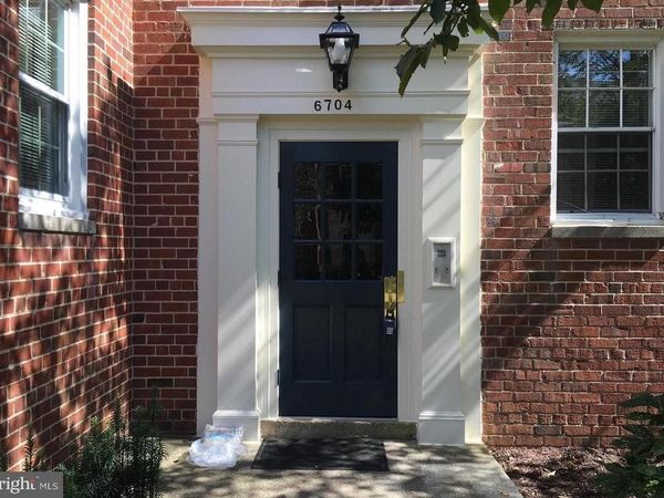 6704 W WAKEFIELD DRIVE, Unit B2, ALEXANDRIA, VA 22307