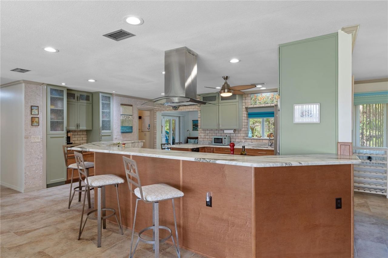 2160 N Watersedge Drive, Crystal River, FL 34429 Photo