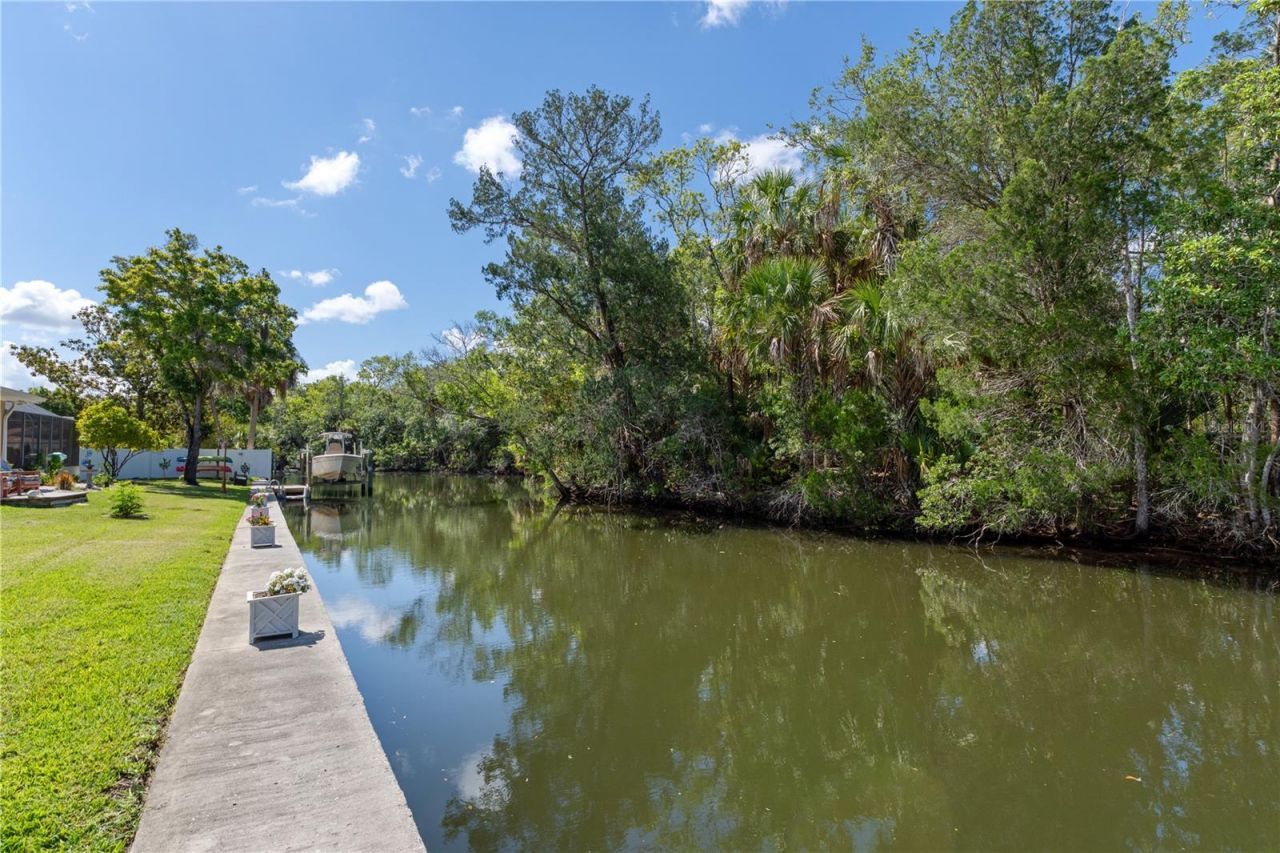 2160 N Watersedge Drive, Crystal River, FL 34429 Photo