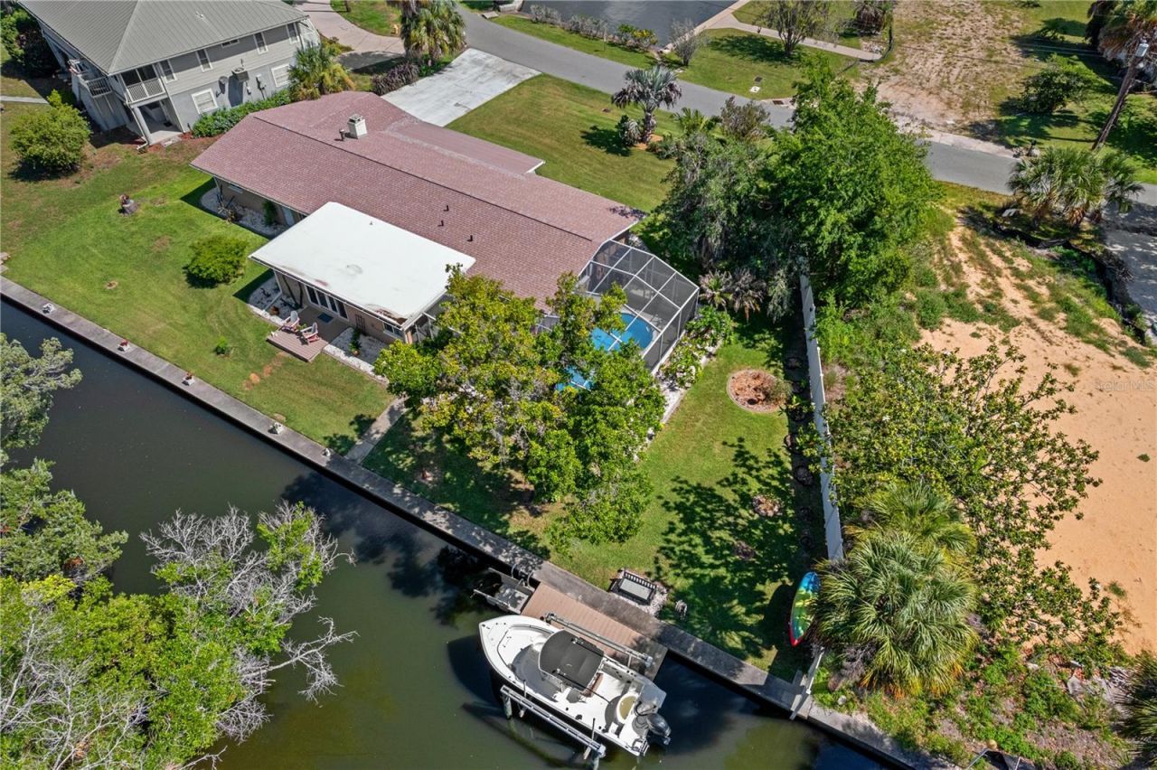 2160 N Watersedge Drive, Crystal River, FL 34429 Photo