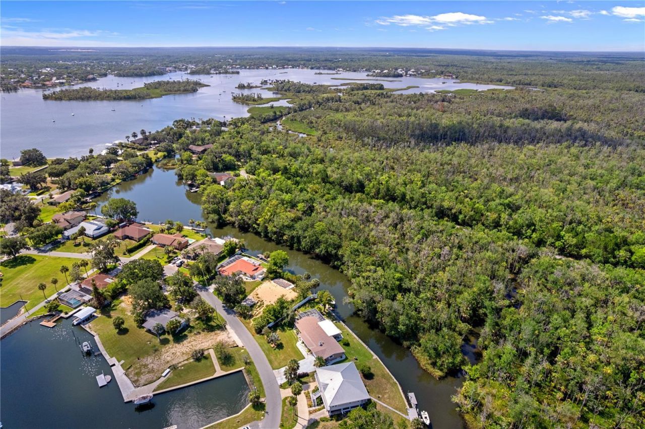 2160 N Watersedge Drive, Crystal River, FL 34429 Photo