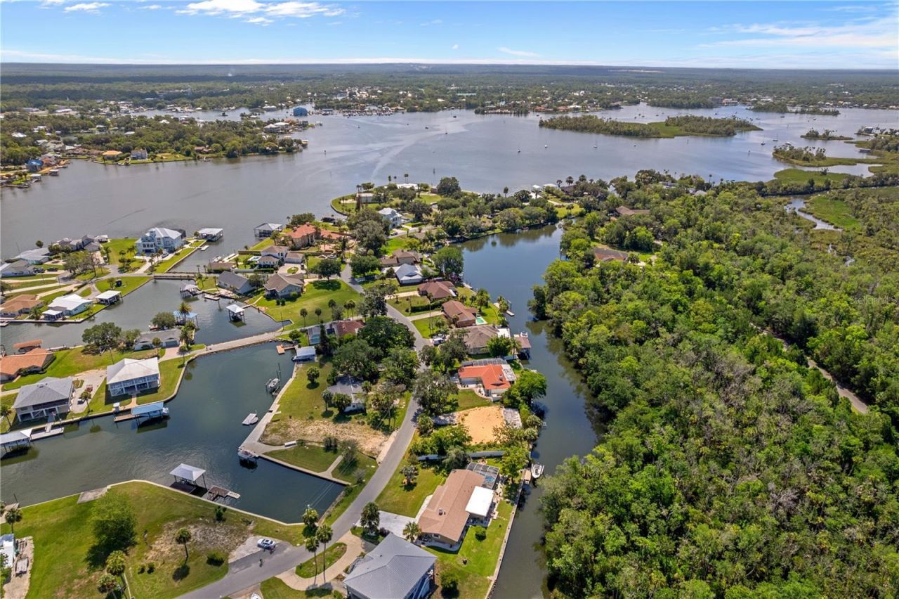 2160 N Watersedge Drive, Crystal River, FL 34429 Photo