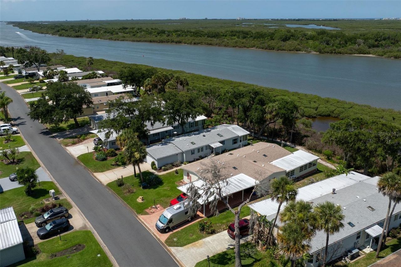 735 Navigators Way , Edgewater, FL 32141 Photo