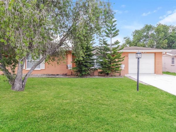 7710 VENICE DRIVE , PORT RICHEY, FL 34668