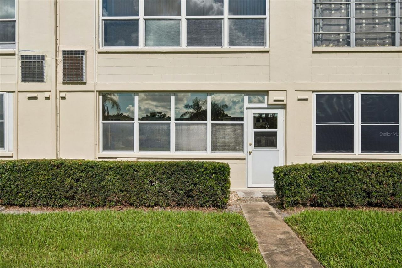 8101 11th Street N, Unit 125, Saint Petersburg, FL 33702 Photo