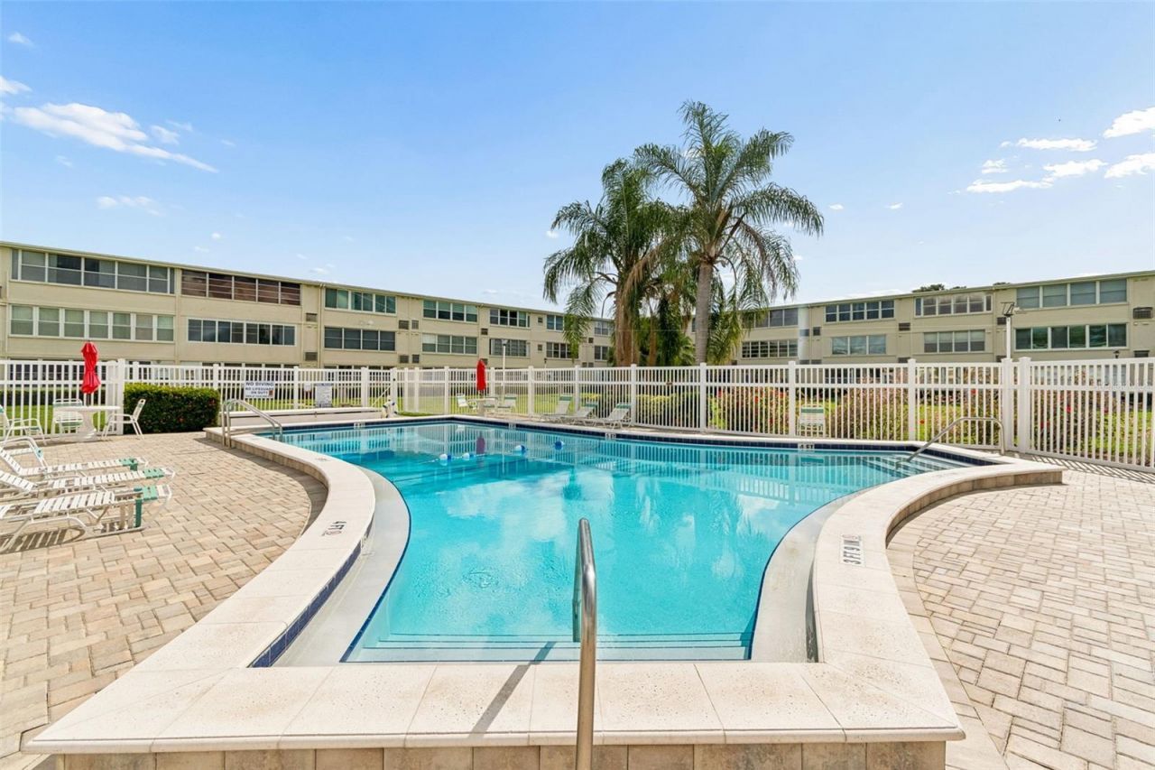 8101 11th Street N, Unit 125, Saint Petersburg, FL 33702 Photo