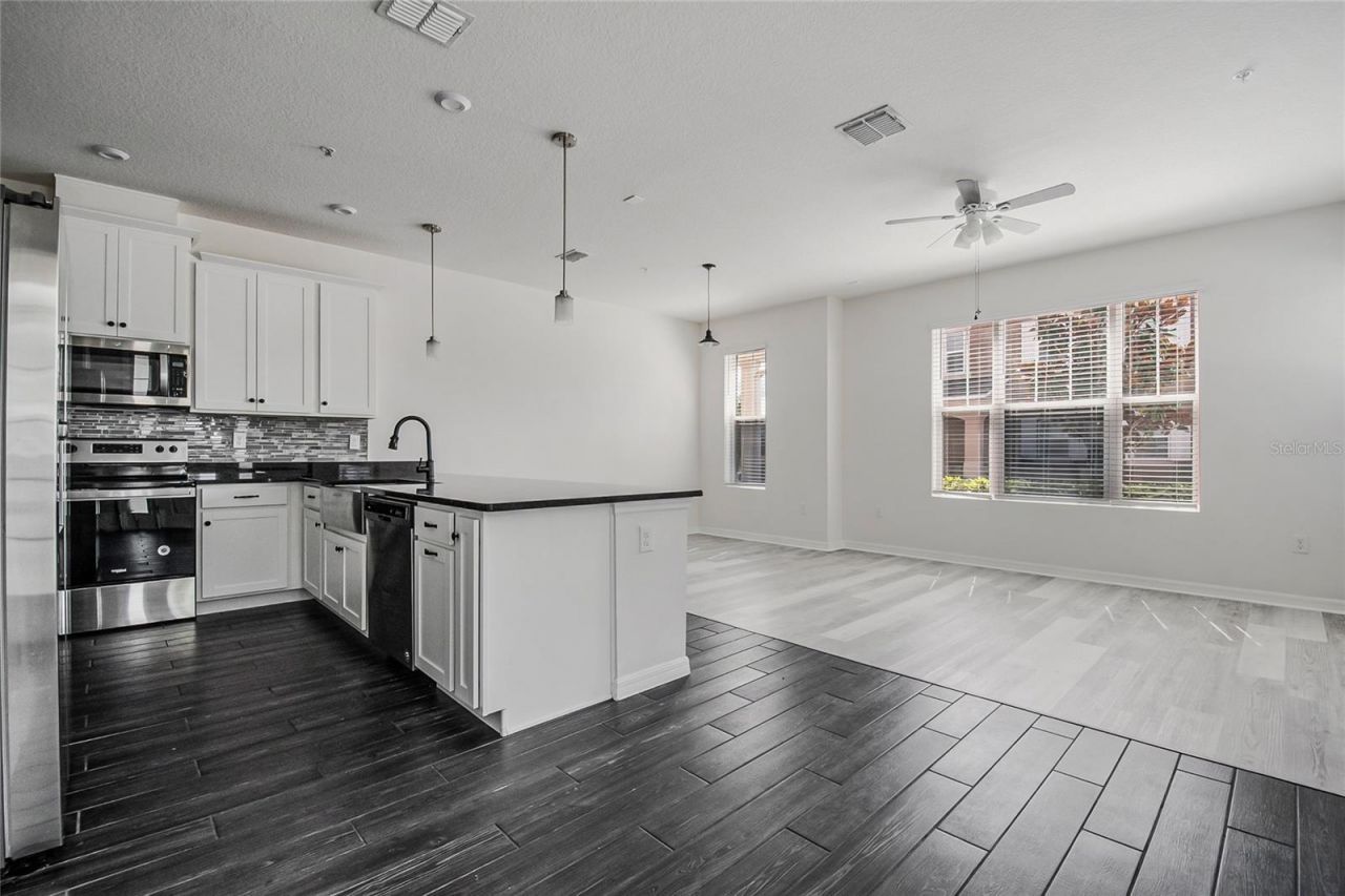 9586 Poplar Ridge Avenue , Orlando, FL 32832 Photo