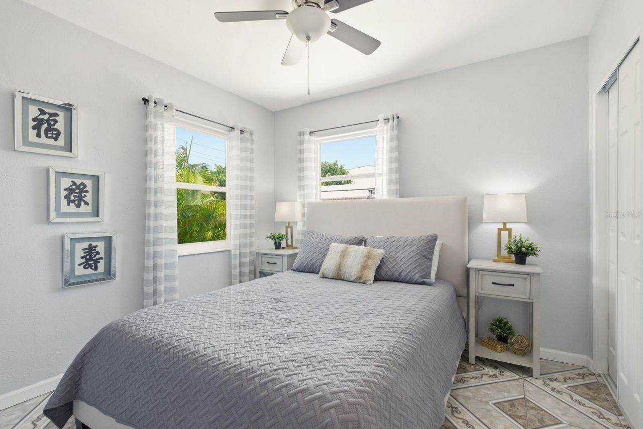 1111 61st Avenue N, Saint Petersburg, FL 33703 Photo