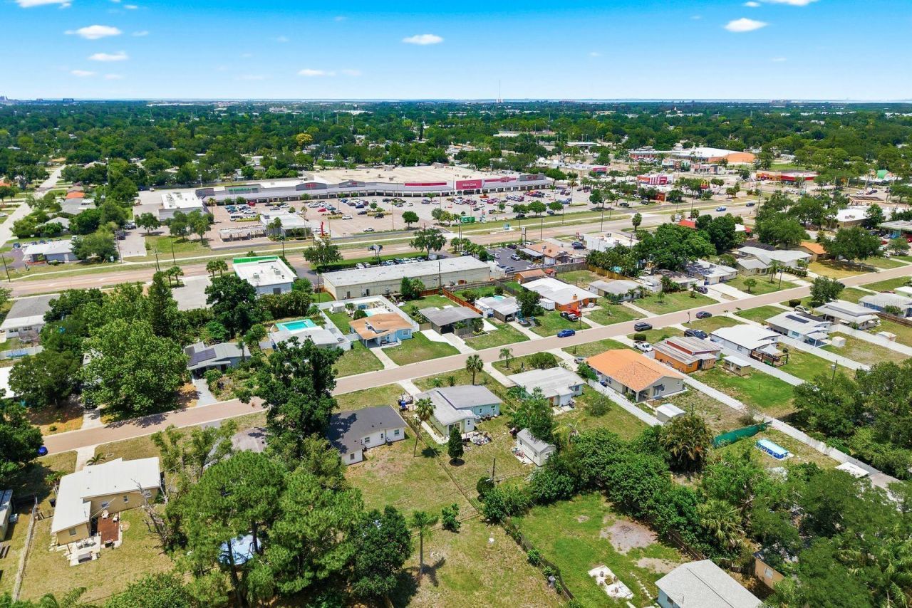 1111 61st Avenue N, Saint Petersburg, FL 33703 Photo