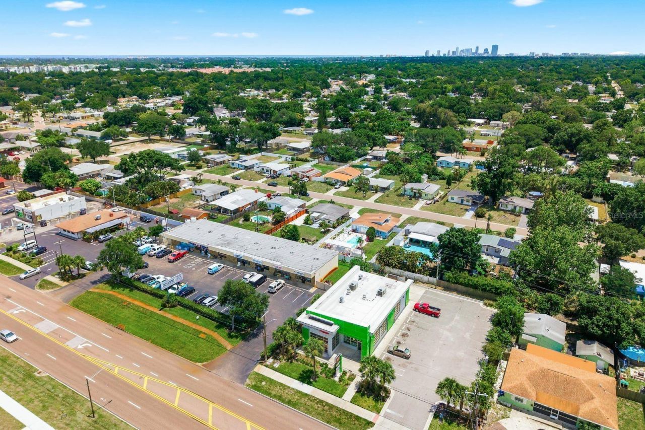 1111 61st Avenue N, Saint Petersburg, FL 33703 Photo