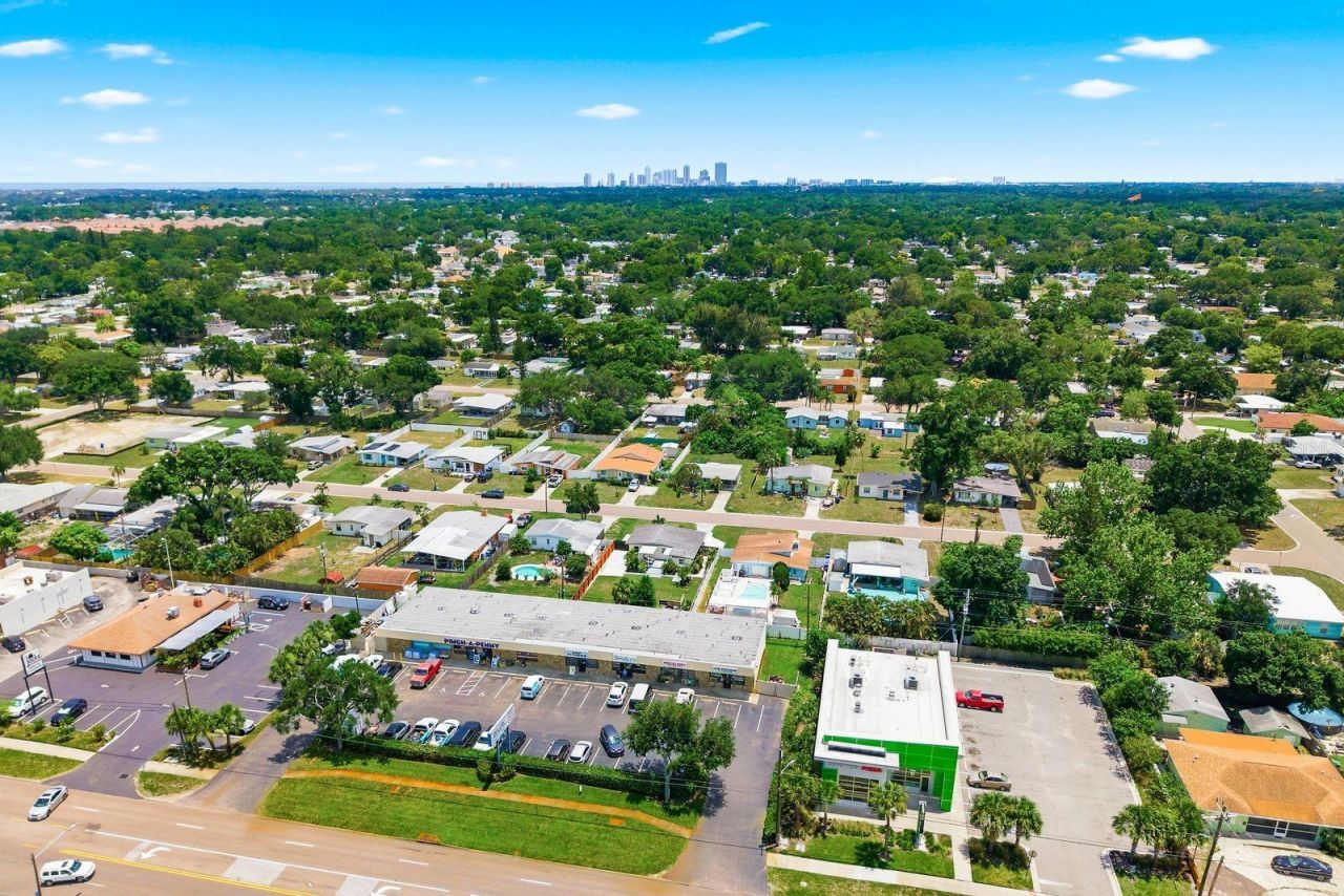1111 61st Avenue N, Saint Petersburg, FL 33703 Photo