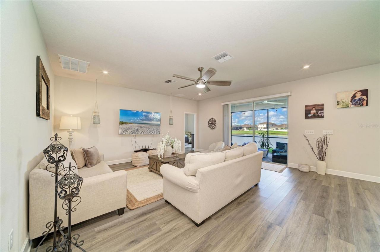 6421 114th Avenue E, Parrish, FL 34219 Photo
