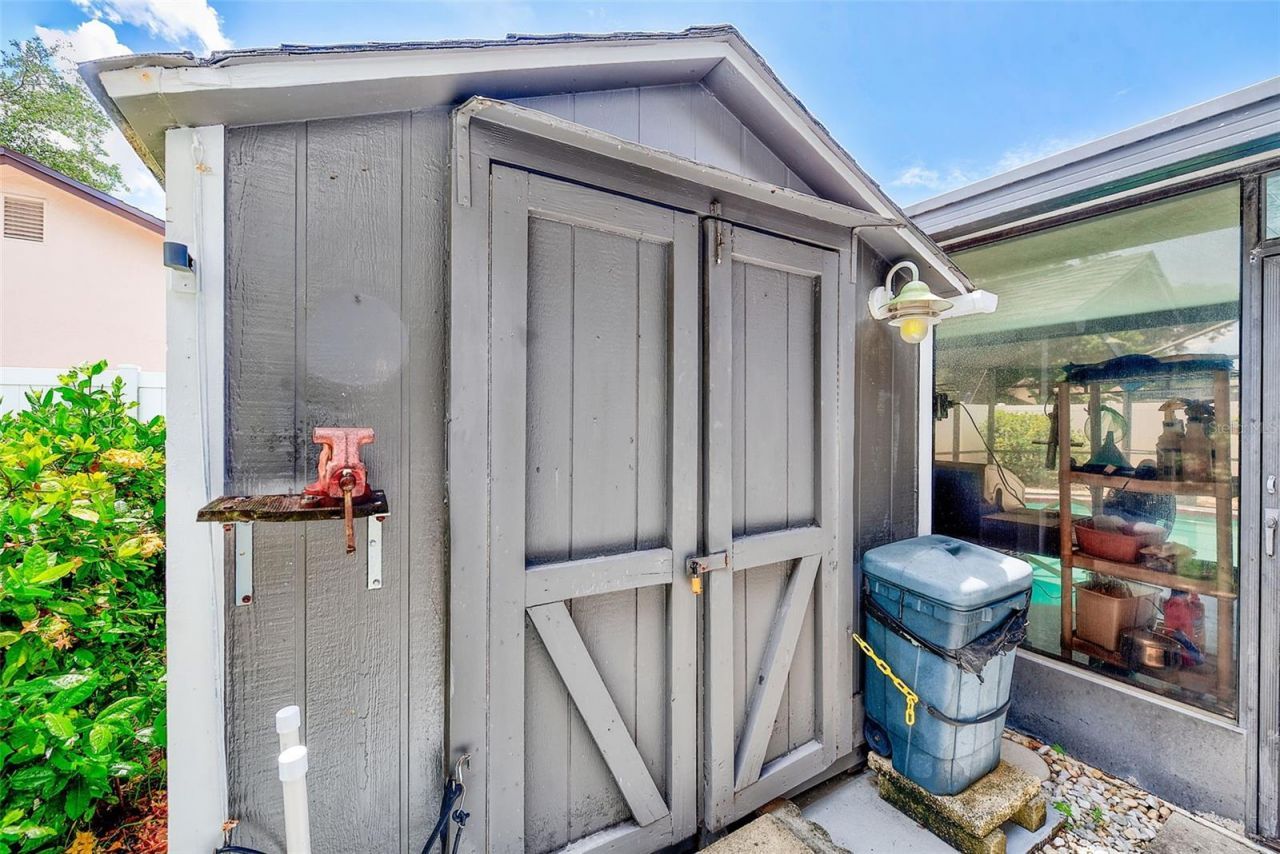 7969 Somerset Drive, Largo, FL 33773 Photo