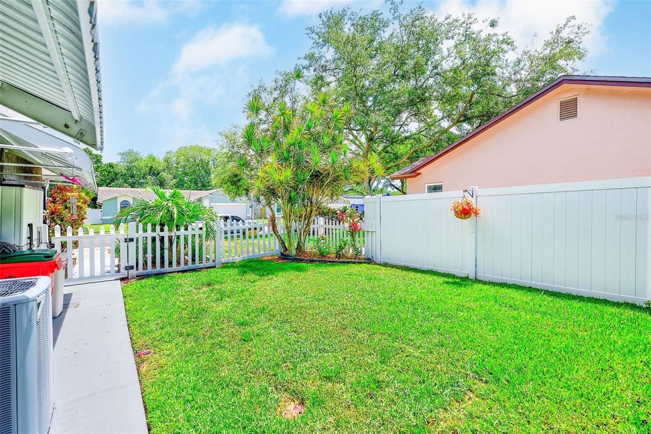 7969 Somerset Drive, Largo, FL 33773 Photo