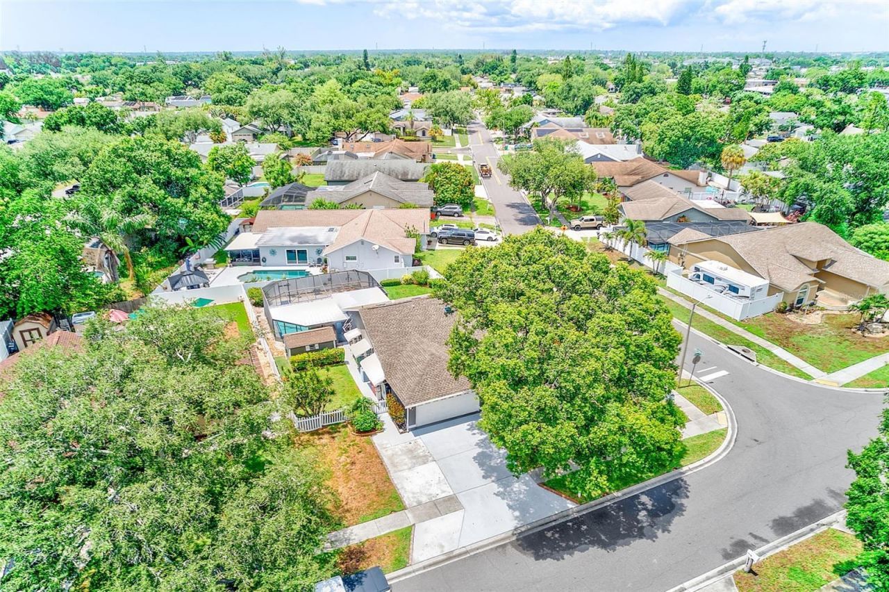 7969 Somerset Drive, Largo, FL 33773 Photo