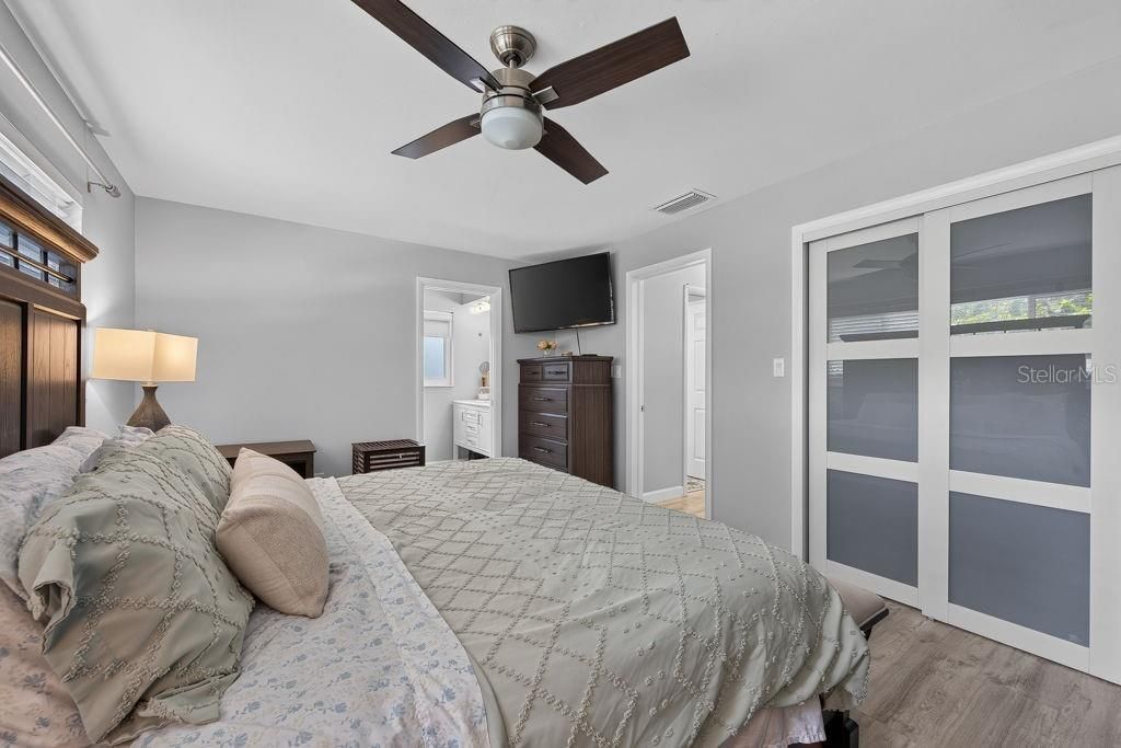 2159 Greenbriar Boulevard, Clearwater, FL 33763 Photo