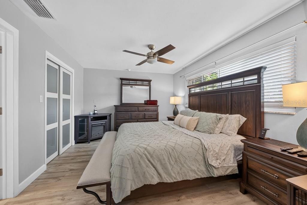2159 Greenbriar Boulevard, Clearwater, FL 33763 Photo