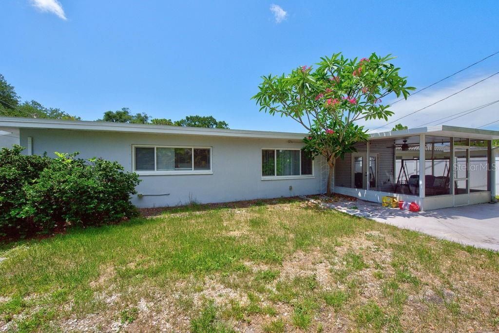 2159 Greenbriar Boulevard, Clearwater, FL 33763 Photo