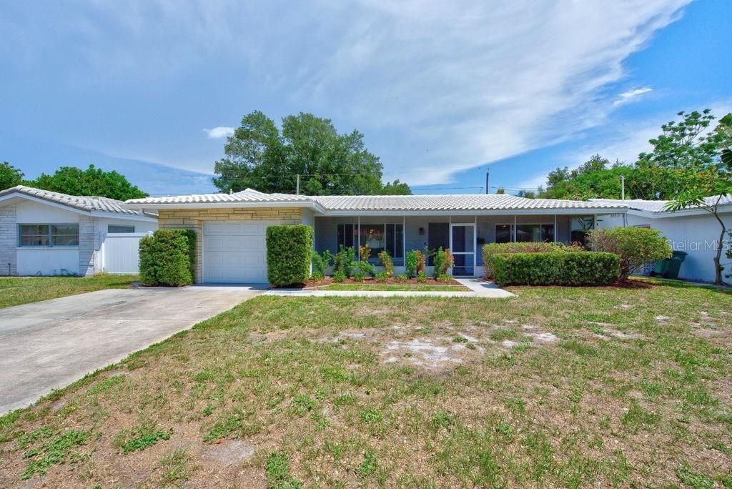 2159 Greenbriar Boulevard, Clearwater, FL 33763 Photo