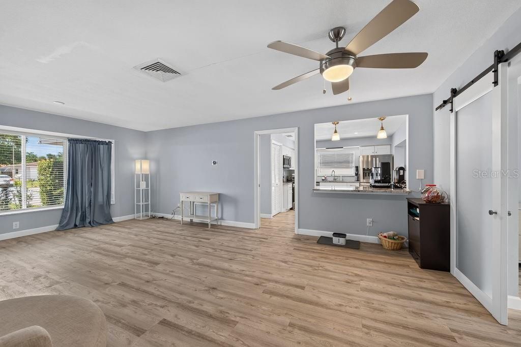 2159 Greenbriar Boulevard, Clearwater, FL 33763 Photo