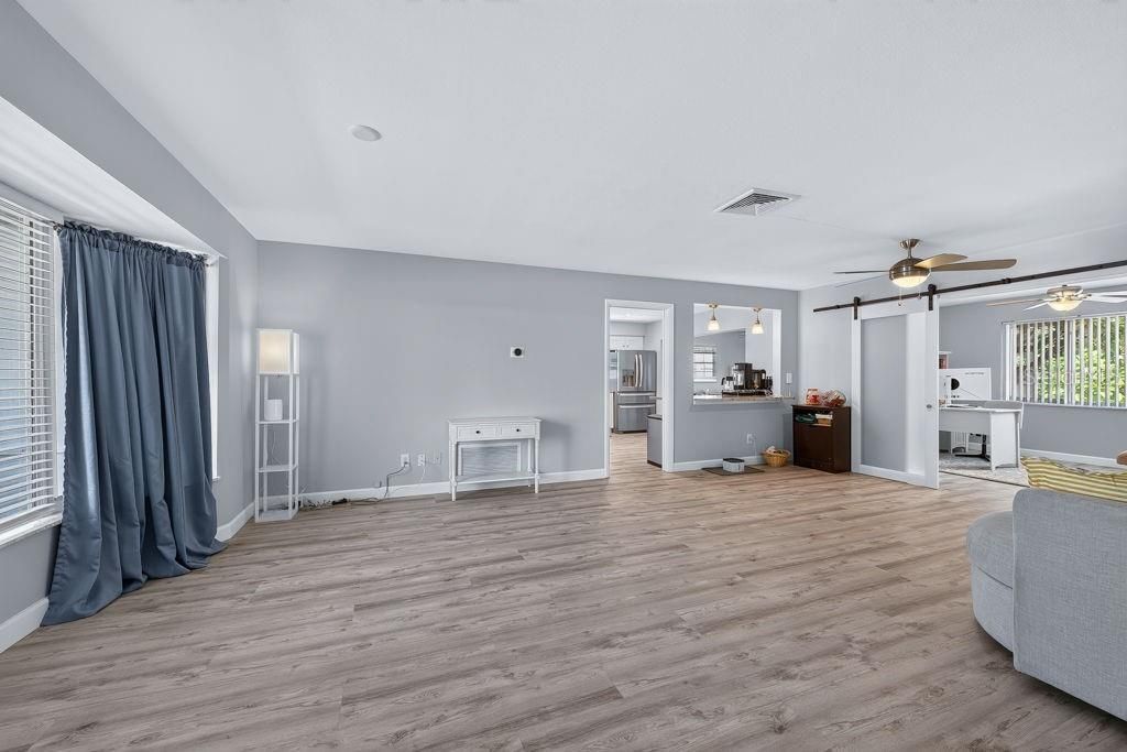 2159 Greenbriar Boulevard, Clearwater, FL 33763 Photo