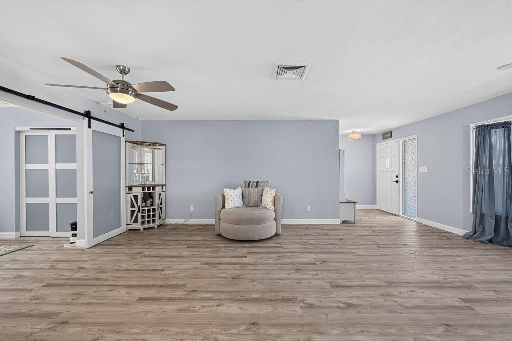 2159 Greenbriar Boulevard, Clearwater, FL 33763 Photo