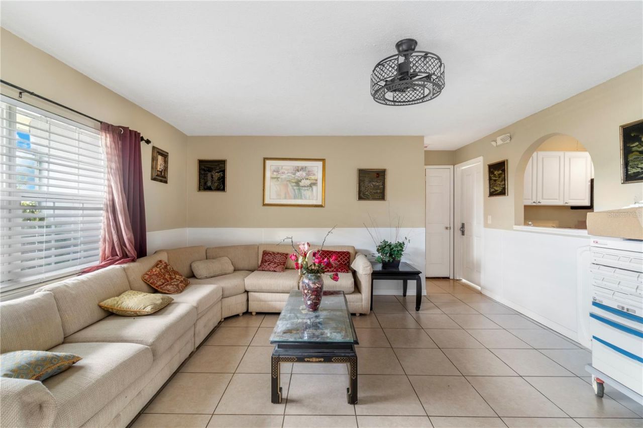 1029 Pine Ridge Circle , Brandon, FL 33511 Photo