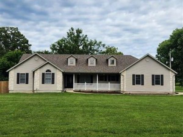 13960 Sherwood Lane , Plato, MO 65552