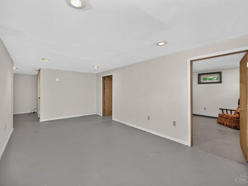 621 Glensprings Drive, Springdale, OH 45246 Photo 47